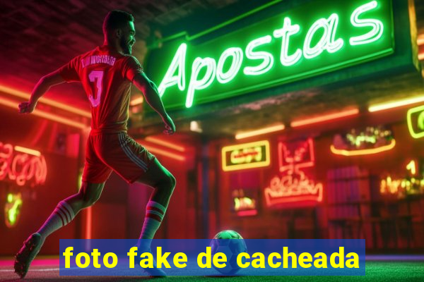 foto fake de cacheada